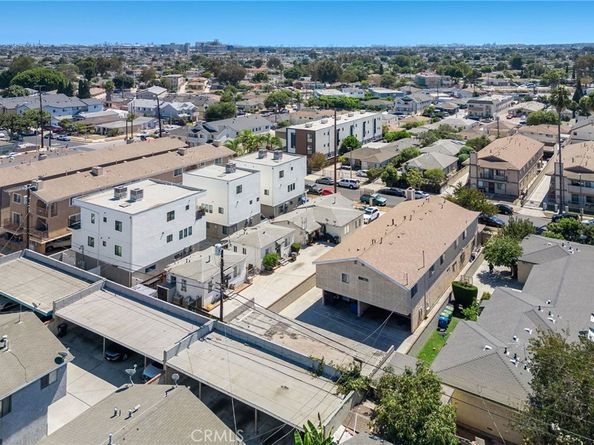 1629 208th Street, Torrance CA 90501