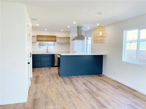 11835 Gale Ave, Hawthorne CA 90250