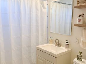 11835 Gale Ave, Hawthorne CA 90250