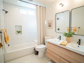 11835 Gale Ave, Hawthorne CA 90250