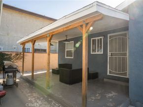 11835 Gale Ave, Hawthorne CA 90250