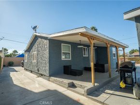 11835 Gale Ave, Hawthorne CA 90250