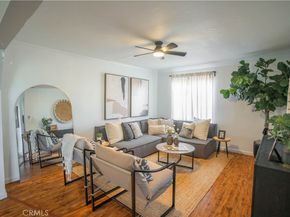 11835 Gale Ave, Hawthorne CA 90250