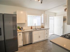 11835 Gale Ave, Hawthorne CA 90250