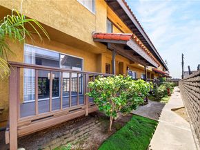 15205 S Budlong Avenue 19, Gardena CA 90247