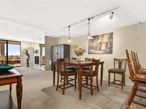 510 The Village 203, Redondo Beach CA 90277