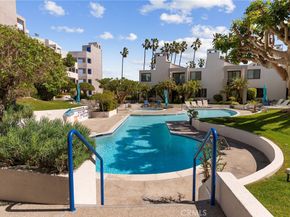 510 The Village 203, Redondo Beach CA 90277