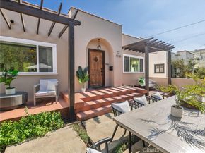 1110 Queen Anne, Los Angeles CA 90019