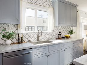 1110 Queen Anne, Los Angeles CA 90019