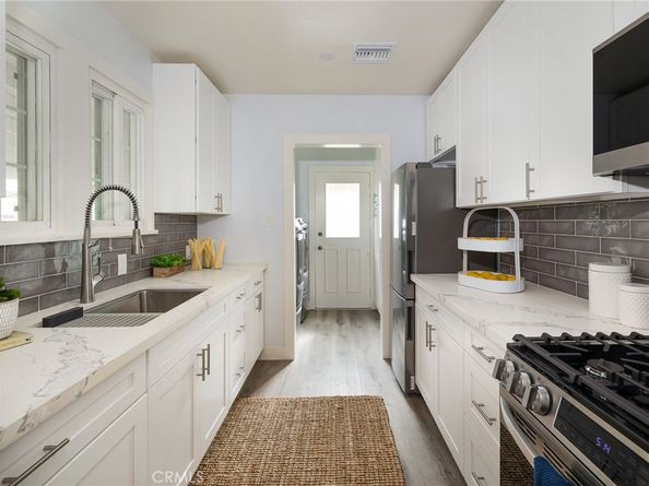 5451 W 117th Street, Hawthorne CA 90304