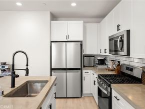 16064 Jamie Ln 7, Fontana CA 92336