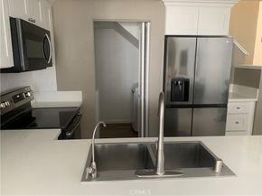 41 Fallingstar 28, Irvine CA 92614