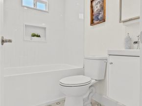 3705 S St Andrews, Los Angeles CA 90018