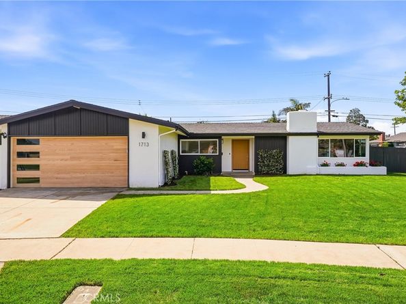1713 Oahu Place, Costa Mesa CA 92626