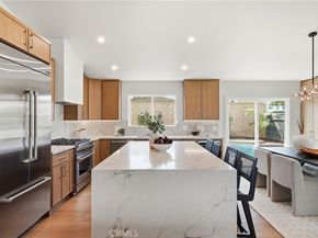 1713 Oahu Place, Costa Mesa CA 92626