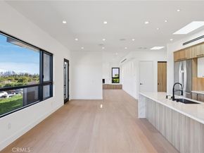 5280 Sanchez, Los Angeles CA 90008