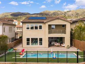 20564 W Bluebird Court, Porter Ranch CA 91326