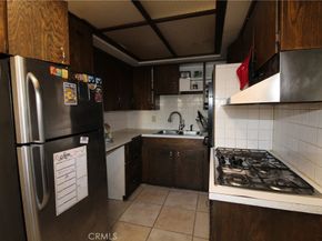 6271 Cherry Avenue, Long Beach CA 90805