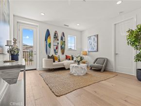 1186 Viejo Hills Dr, Lake Forest CA 92610