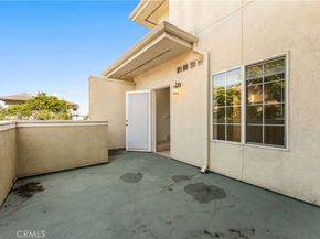 12076 S Broadway, Los Angeles CA 90061