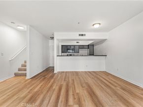 12076 S Broadway, Los Angeles CA 90061