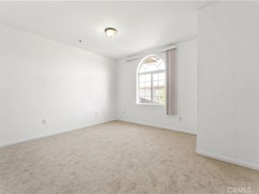 12076 S Broadway, Los Angeles CA 90061