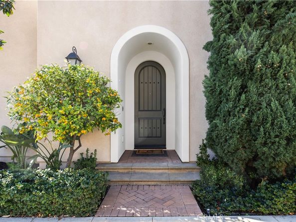 70 Twin Gables, Irvine CA 92620