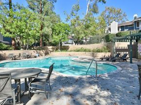 3538 Bottlebrush, West Covina CA 91792