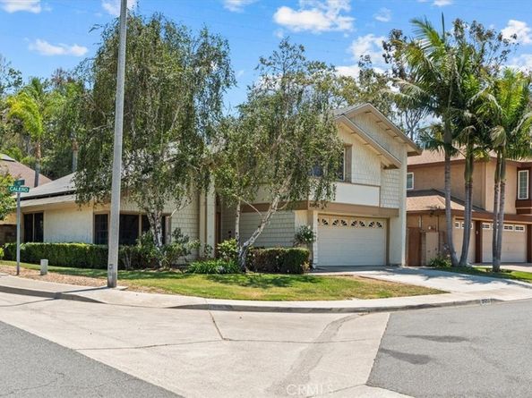 25252 Calero Avenue, Laguna Hills CA 92653