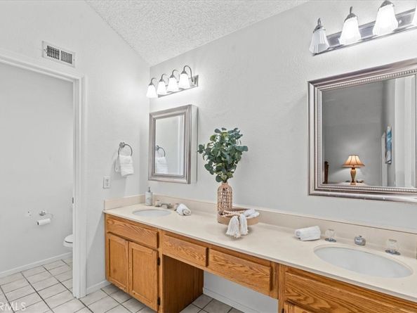 25252 Calero Avenue, Laguna Hills CA 92653