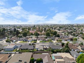15432 Hanover Lane, Huntington Beach CA 92647