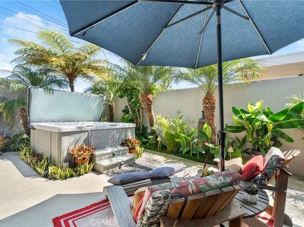 15432 Hanover Lane, Huntington Beach CA 92647