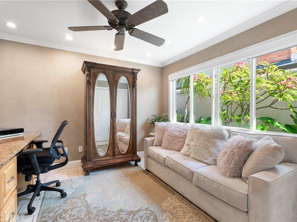 15432 Hanover Lane, Huntington Beach CA 92647