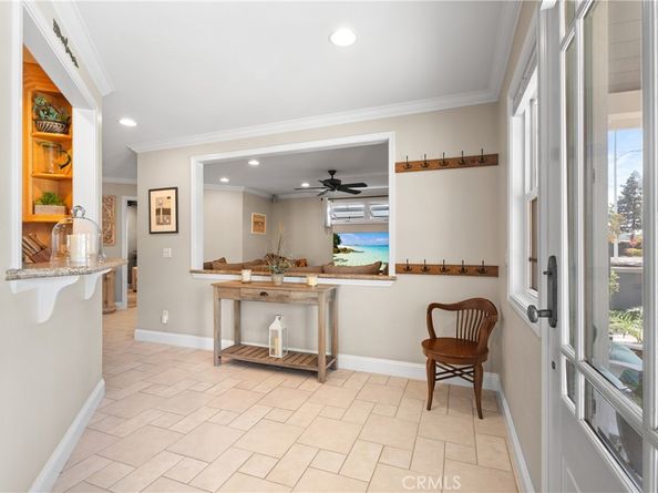15432 Hanover Lane, Huntington Beach CA 92647