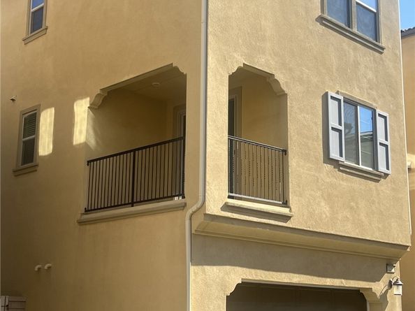 2253 Apple Court, Upland CA 91786