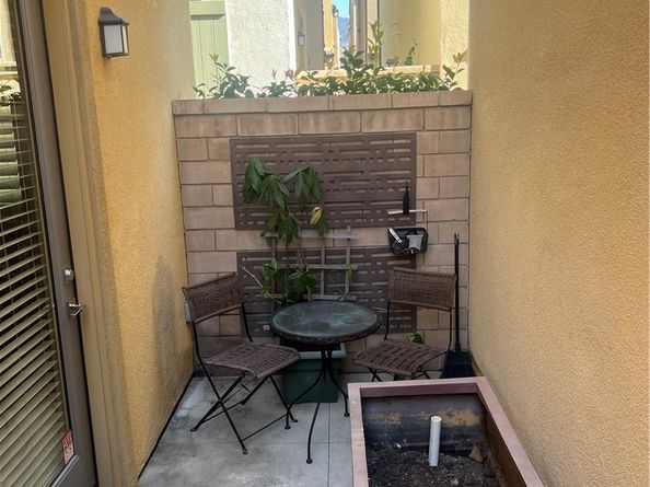 2253 Apple Court, Upland CA 91786