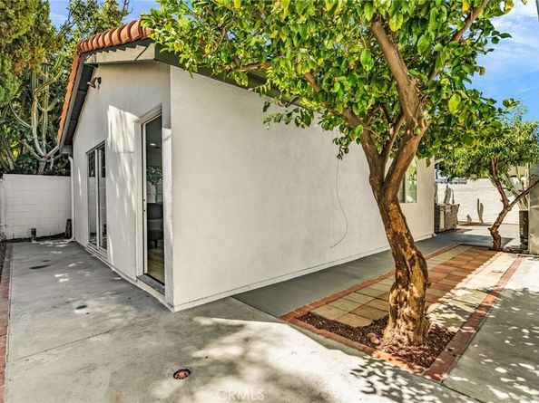 17908 Califa Street, Encino CA 91316