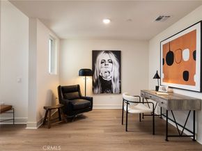 414 Main Street 330, Huntington Beach CA 92648