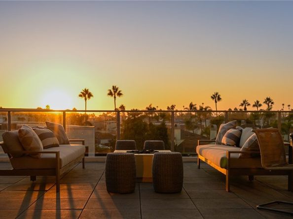414 Main Street 330, Huntington Beach CA 92648