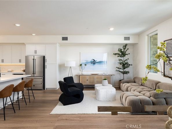 414 Main Street 330, Huntington Beach CA 92648
