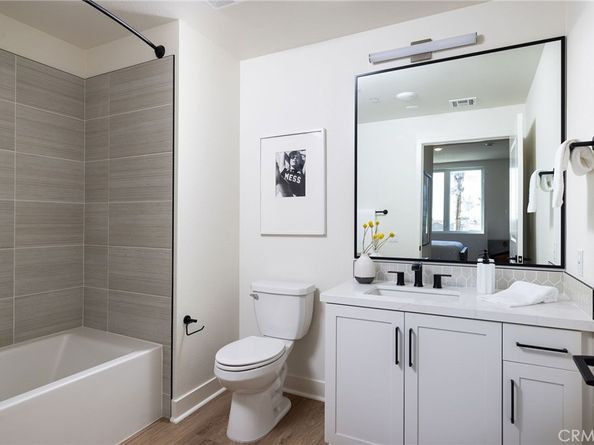 414 Main Street 330, Huntington Beach CA 92648