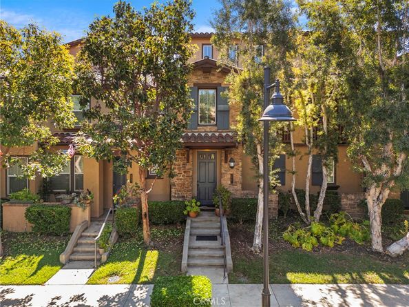 108 Jadestone, Irvine CA 92603