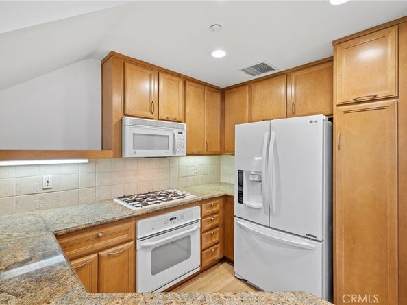 108 Jadestone, Irvine CA 92603