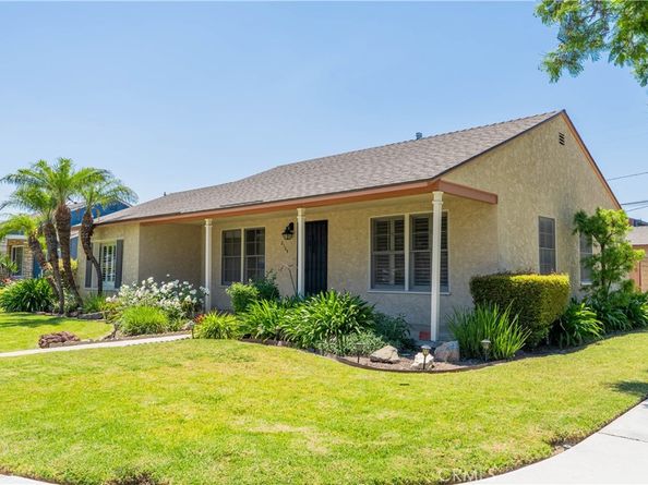 2125 Lomina Avenue, Long Beach CA 90815