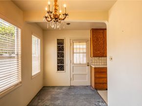 2125 Lomina Avenue, Long Beach CA 90815