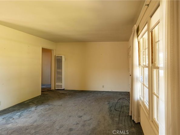 2125 Lomina Avenue, Long Beach CA 90815