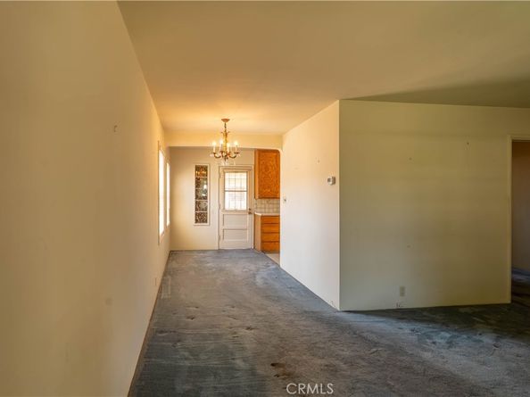 2125 Lomina Avenue, Long Beach CA 90815