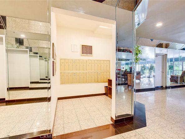 525 S Berendo Street 212, Los Angeles CA 90020