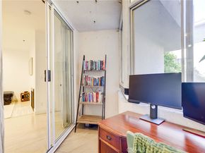 525 S Berendo Street 212, Los Angeles CA 90020