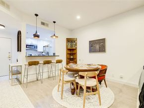 525 S Berendo Street 212, Los Angeles CA 90020